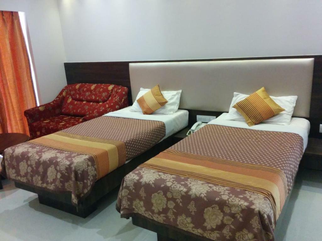 Hotel Usha Ascot Matheran Exterior foto