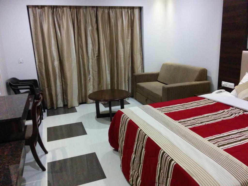 Hotel Usha Ascot Matheran Exterior foto