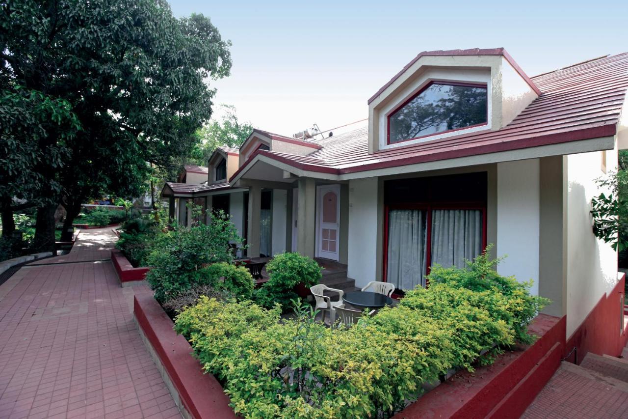 Hotel Usha Ascot Matheran Exterior foto