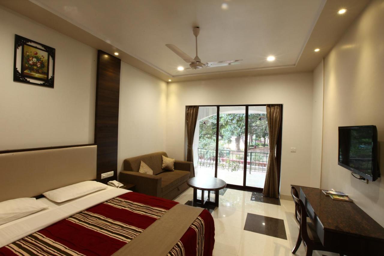 Hotel Usha Ascot Matheran Exterior foto